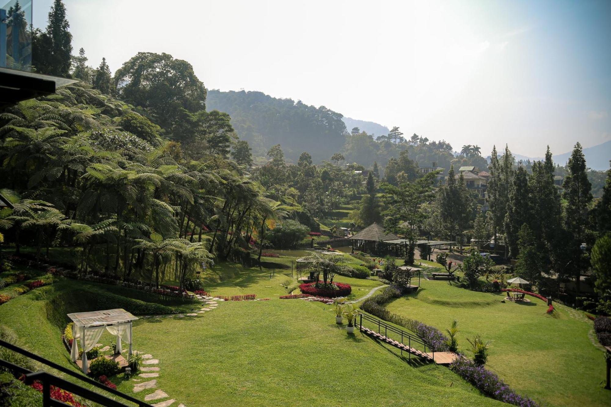 Damar Langit Resort Cisarua Luaran gambar