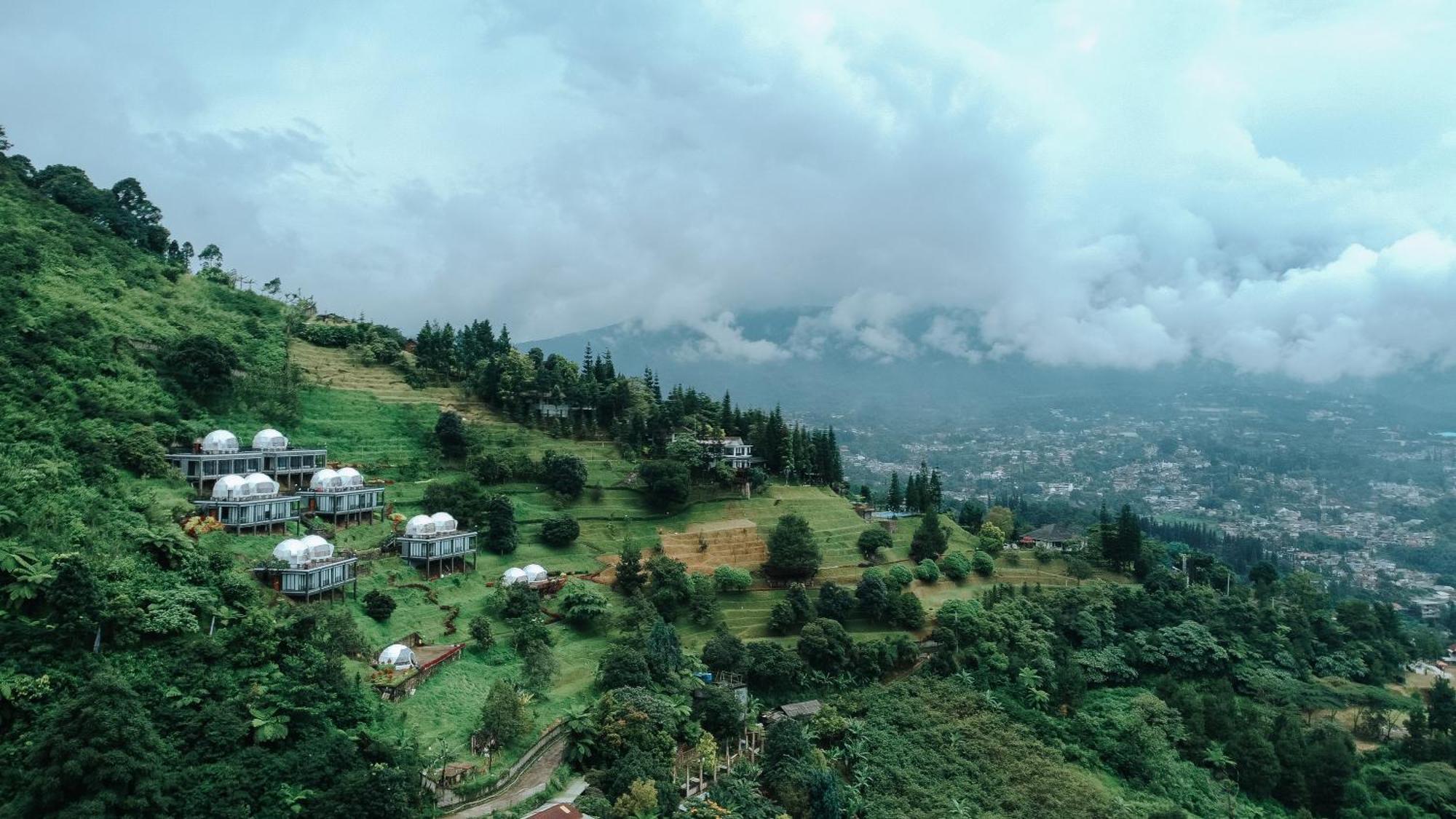 Damar Langit Resort Cisarua Luaran gambar