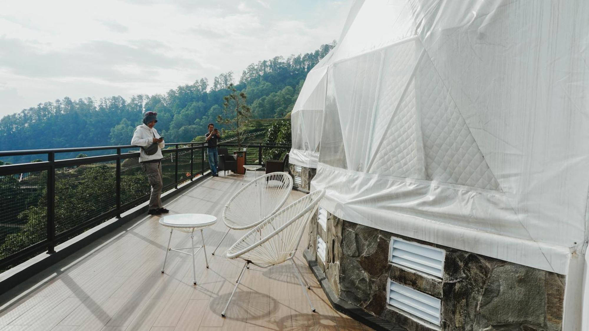 Damar Langit Resort Cisarua Luaran gambar