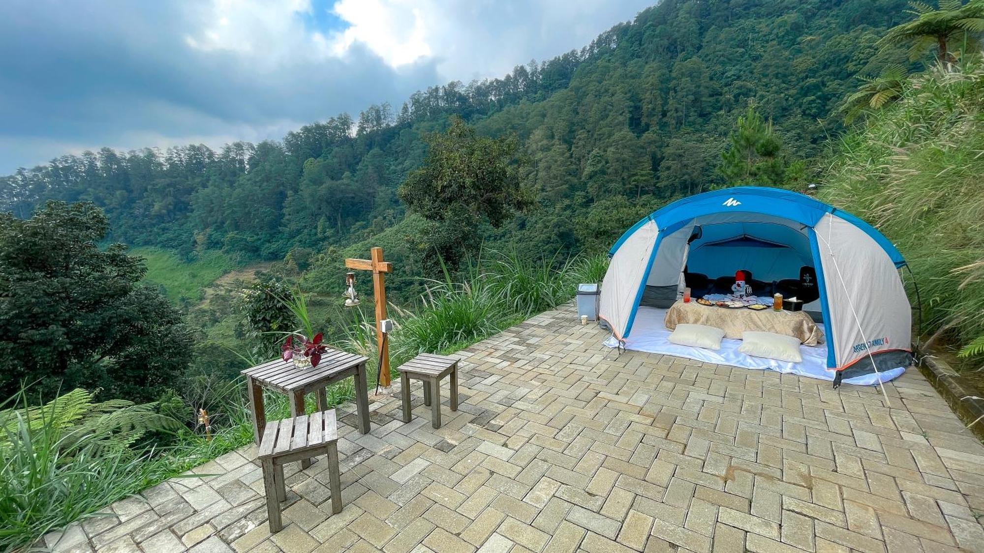 Damar Langit Resort Cisarua Luaran gambar