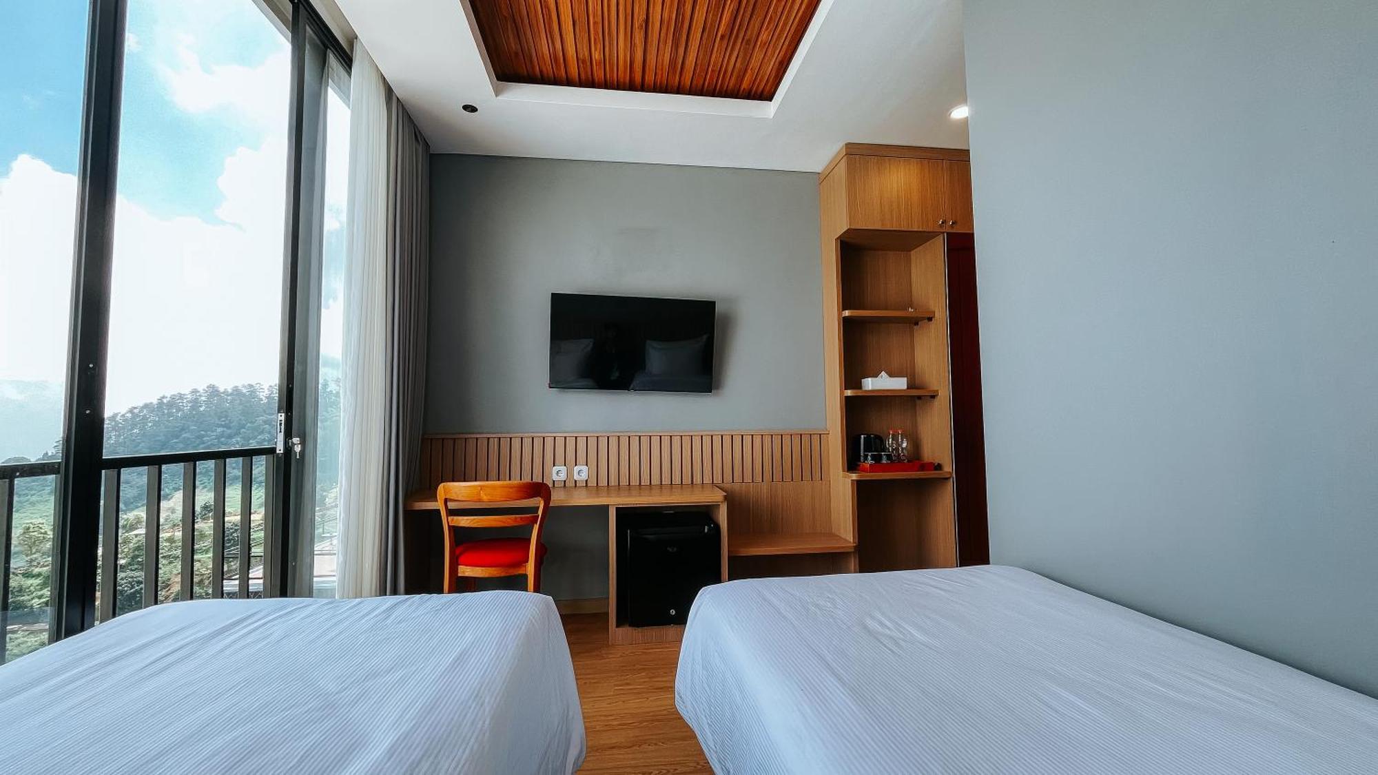 Damar Langit Resort Cisarua Luaran gambar